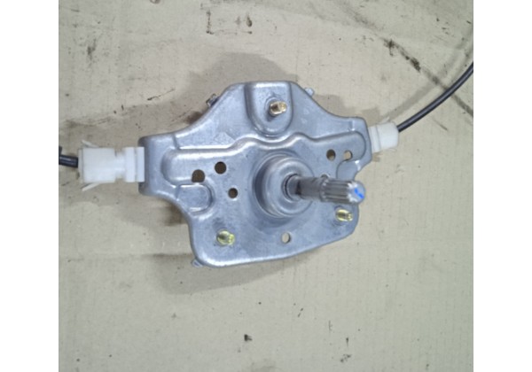 Склопідйомник правої задньої дверки механічний Renault Modus, 8200219259, 118276 *
