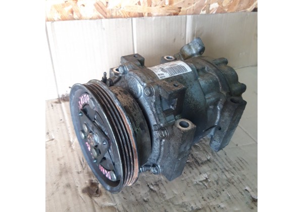 Компресор кондиціонера Renault Duster, Logan, Sandero, 1.2 16V, 1.4, 1.5 DCi, 1.6 16V, 6001548723, 6001549991, 8200526884, 8200866440, 8200117767, 8200600135, 8200781489, 8200866441, 926000097R, 926006229R