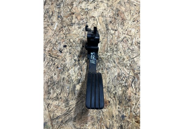 Педаль газу Renault Fluence, Megane 3, Scenic 3, Traffic 3, 180020024R