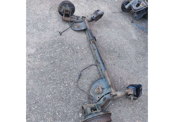 Балка задня Renault Logan Sedan, комплектна, 07-13, 