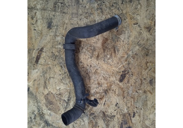 Патрубок радіатора верхній Renault Duster, Dokker, Logan 2, Sandero 2, Captur, Clio 4, 1.5 DCi, 215014119R, 215014208R, 215012683R