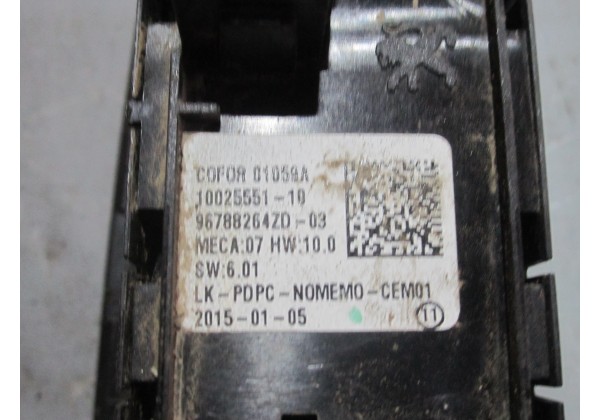 Блок кнопок склопідіймачів Peugeot 308 (T9), 96788264ZD