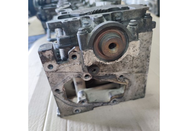 ГБЦ,головка блока 2.5 дизель 8V, Peugeot Boxer Citroen Jumper,DJ5, DJ5TED,9633877010