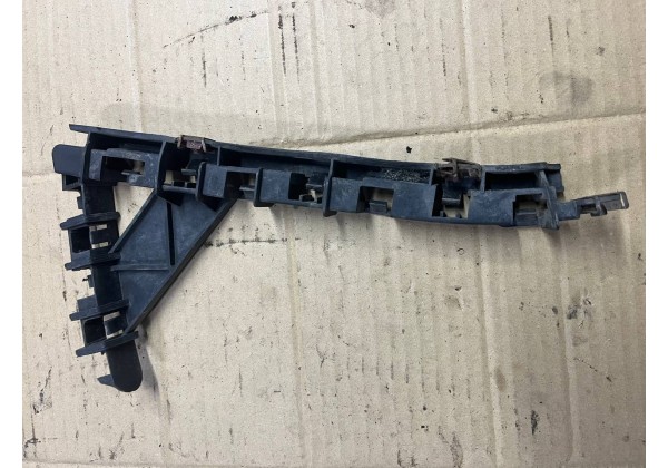 Кронштейн кріплення переднього лівого крила Citroen C4 Picasso, 7840V2, 9653832980