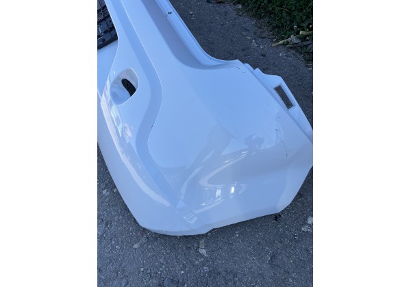 Бампер задній Dacia Sandero I