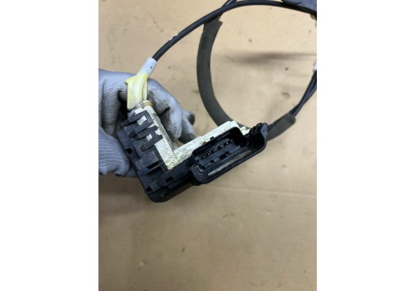 Замок задньої правої дверки Peugeot 5008, 09-16, 6 pin