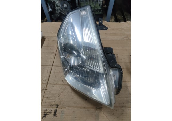 Фара права Renault Vel Satis,ксенон,8200014358