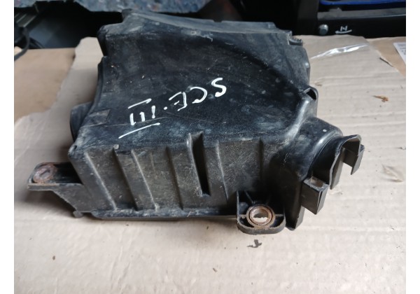 Корпус блоку запобіжників Renault Megane III,  Scenic III,  284B10002R