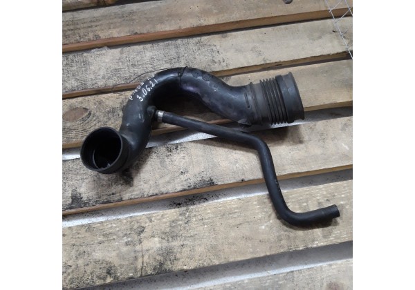 Патрубок повітряного фільтра Peugeot Partner, 405, Citroen Berlingo, Xsara, 1.8 8V, 9627650580