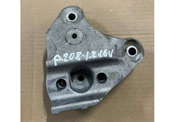 Кронштейн лівої подушки двигуна Citroen, Peugeot, 1.1 - 1.6 i, 1.4 HDi, 1813C1, 9684812280, 9641949780