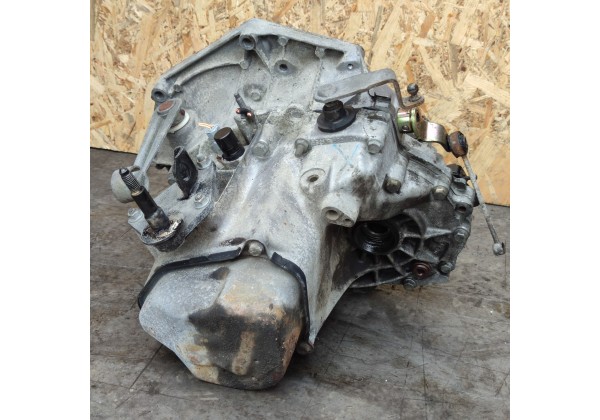 Коробка передач Пежо 206 1.4 бензин ,20CP01