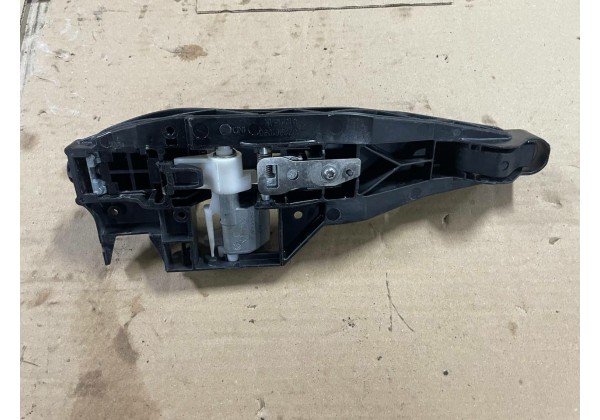 Ручка наружна правої задньої дверки Peugeot 208, 9672961080, 9101GH, 9109E7
