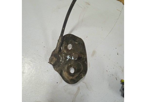 Замок кришки багажника лівий Citroen C3 Pluriel, 9642883580