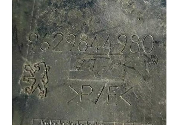 Підкрилок передній правий, задня частина Peugeot 206, 9629844980