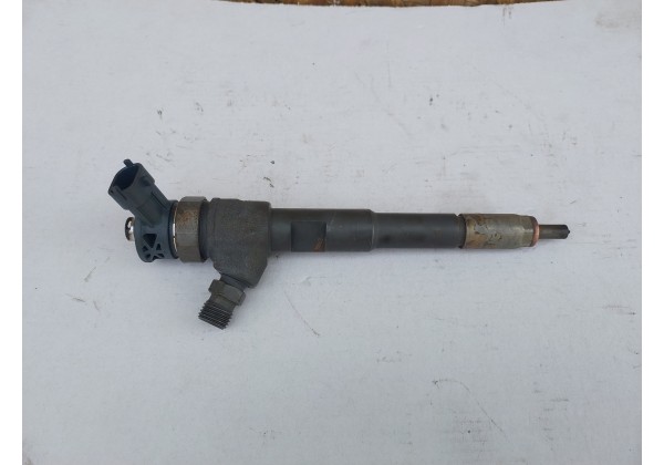 Форсунка дизельна Bosch Renault 1.5 DCi, 0445110652, 8201453073
