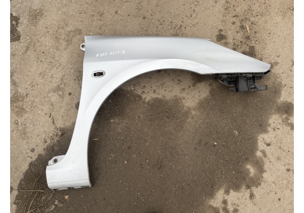 крило праве Peugeot 307, 05-08, 9653364577