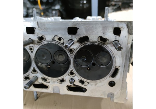 Головка двигуна Renault 1.5 bluedci Euro 6,K9K872,комплектна, ціна 400 долл