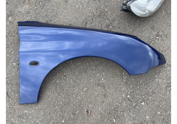 Крило праве Peugeot 206