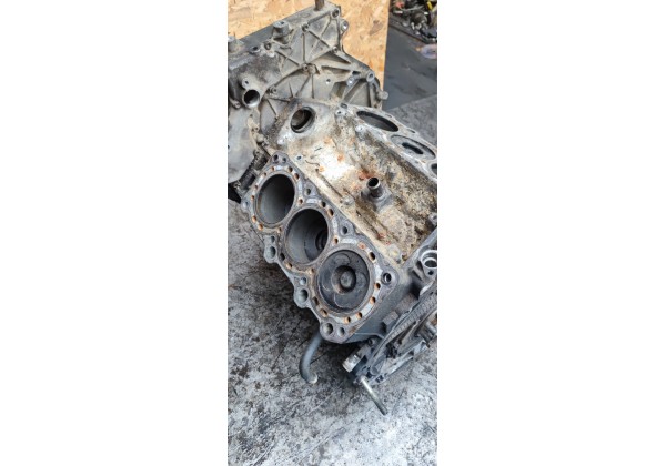 Двигун без головок 3.0 дці Рено Еспейс 4, Вел Сатіс, P9X701,не перегрівався, в хорошому стані, ціна 400 долл.