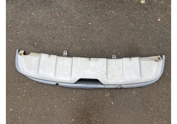 Накладка заднього бампера Renault Koleos 1. 7711423557