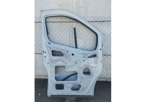 Дверка передня ліва гола Renault Trafic 2, 7751472214, 7751478602