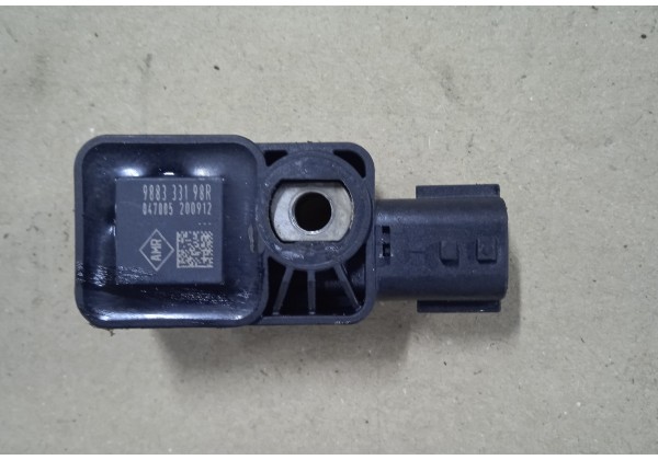 Датчик удара лівої передньої дверки Renault Megane 3, Fluence, Scenic 3, 988333198R