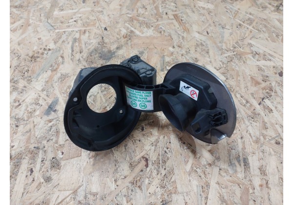 Лючок бензобака Renault Scenic 3, 781200023R, 781200026R