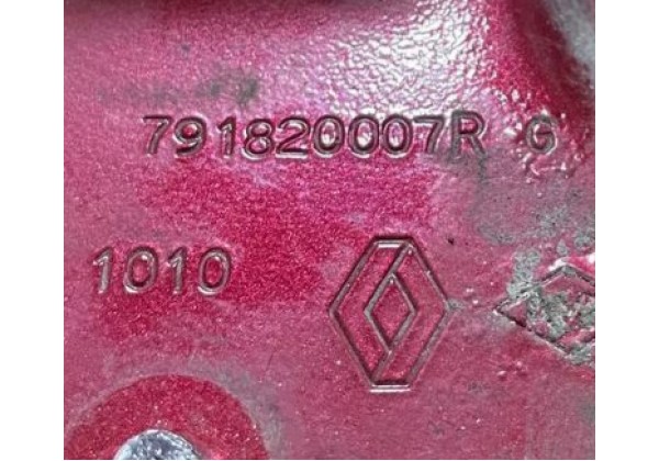 Кронштейн кріплення заднього бампера правий Renault Grand Scenic 3, 791828002R, 791820007R