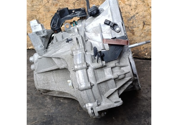 Коробка передач Рено Меган 3 для 1.4 тсе , TL4032