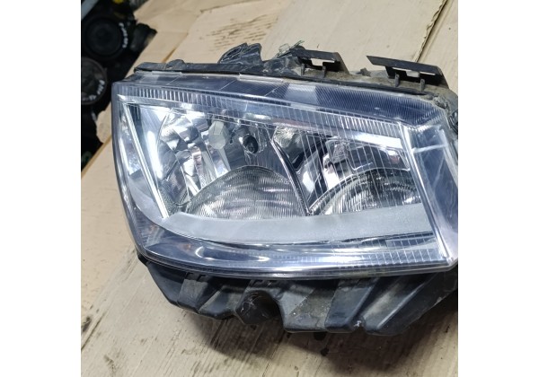 Фара права Рено Меган 2 , 03- 05р, галоген, 8200073221