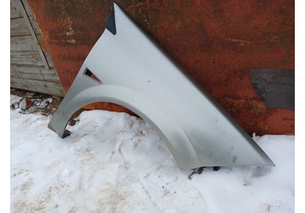 Крило праве Renault Megane II, 8200495406