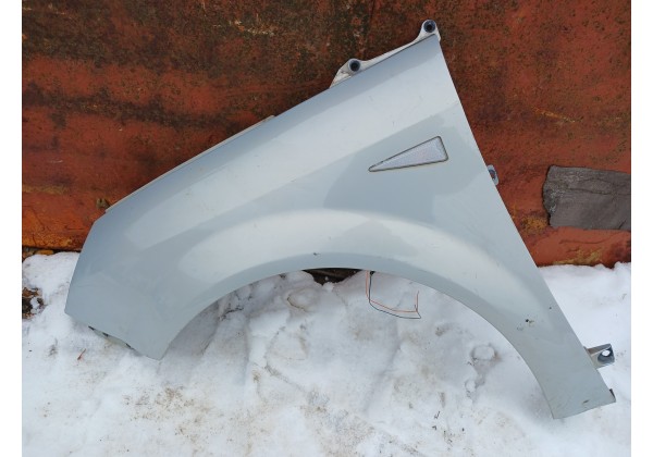 Крило ліве Renault Scenic II, дефект, 8200020568