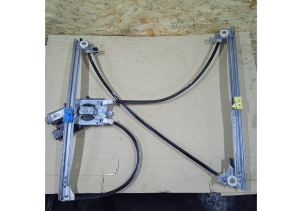 Склопідйомник лівої передньої дверки Renault Espace 4, 8200424423, 8200017893 *