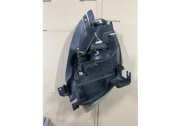 Фара передня права Xsara Picasso  9631494980