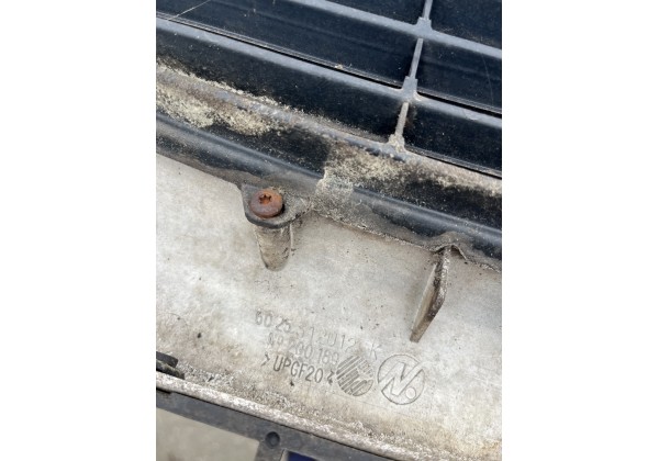 Решітка бампера Renault Espase III , 6025312012