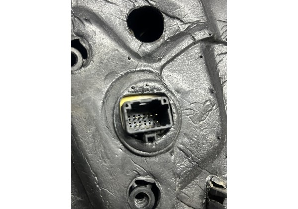 Дзеркало зовнішнє праве електричне Renault Megane III, 8 контактів 