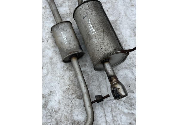 Глушник середня та задня частина Dacia Sandero 1 , 1.4