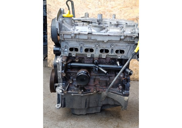 Двигун Рено,Дачія Дастер, Логан, Сандеро 1.6 16v бензин, K4M690