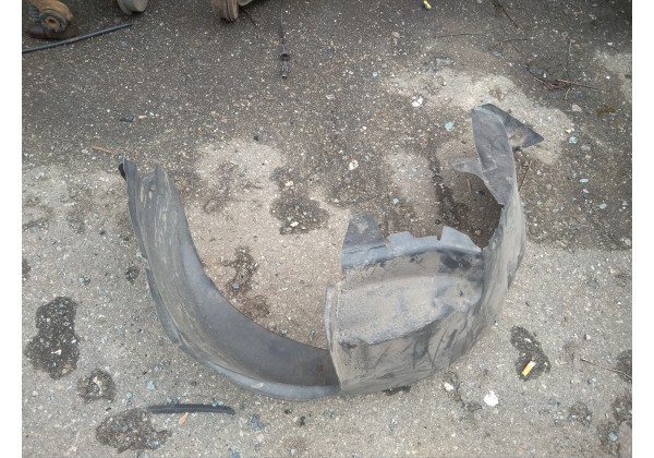 Підкрилок лівий задній Renault Laguna 2, 8200002141 *