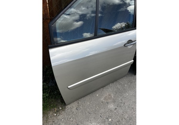 Двері передні ліві Renault Scenic II, TED11, ціна за голі двері