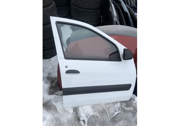 Дверка передня права Renault Logan I, 07-12p. Ціна за голу дверку 