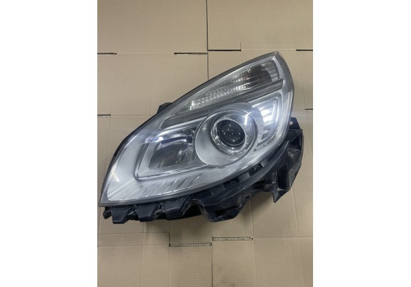 Фара передня ліва Renault Scenic II 06-09, Рестайл, 7701065913