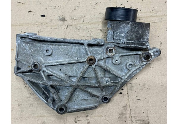 Кронштейн генератора Citroen, Peugeot, 2.0 HDi, 9682367380