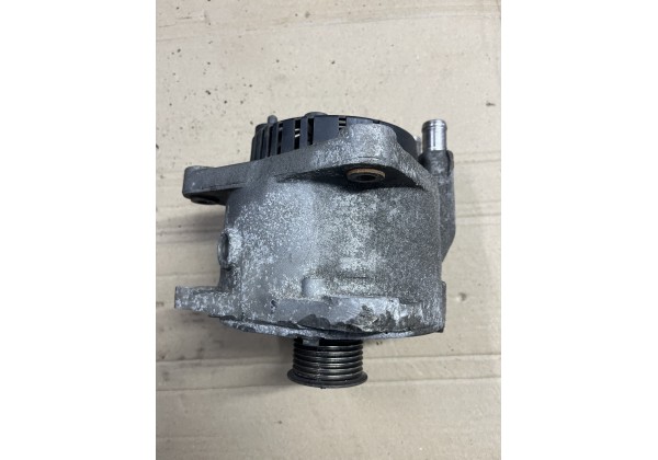 Генератор з водяним охолодженням Renault Espace 4, Megane 2, Scenic 2, Trafic 2, Master 2, 1.9DCi, 2.0DCi, 2.2DCi, 14V, 155A, 0986049450, 7711134926, 8200290220, 8200495269, 8200667617, 8200138269