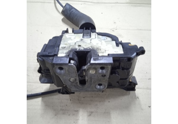 Замок лівої передньої дверки Renault Megane 3, 4 контакта, 805030001R