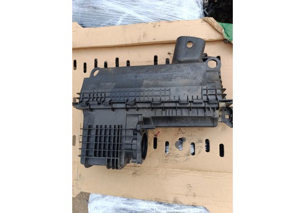 Корпус повітряного фільтра Renault Duster, Logan, Sandero, Kangoo, 1.5 DCi, Euro-4, 8200298161, 8200557476