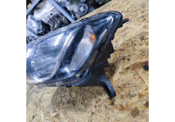 Фара ліва Renault Logan II, Logan MCV II, Sandero II, 13 - 17, 260601236R, 260608494R