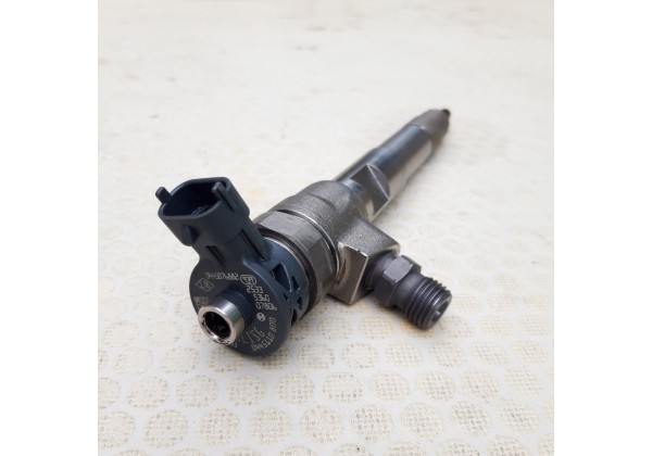 Форсунка дизельна Bosch, Renault 1.5 DCi, Euro-6, 0445110800, 8201636333, пробіг - 20000км.