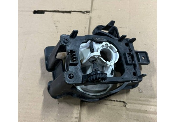 Передня протитуманна фара ліва / права Citroen C3 Picasso, C4 Cactus, Peugeot 208, 2008, 9675450980