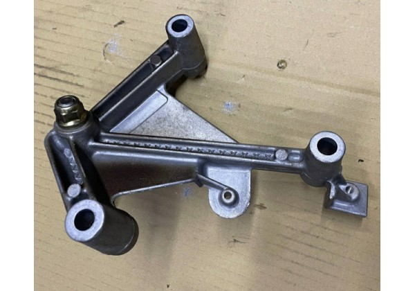 Кронштейн кріплення КПП Renault Kangoo, Clio 2, Megane, Scenic, 1.2, 1.5 DCi, 1.9 D, 7700434671, 7700434628